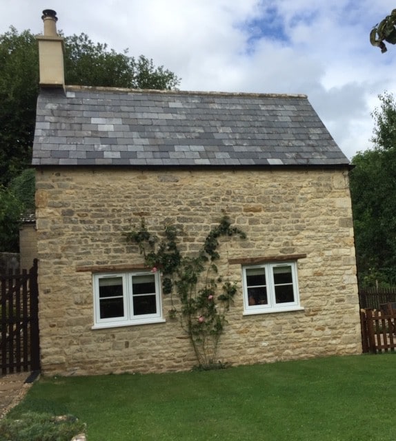 Charming one bed detached cottage in the Cotswolds