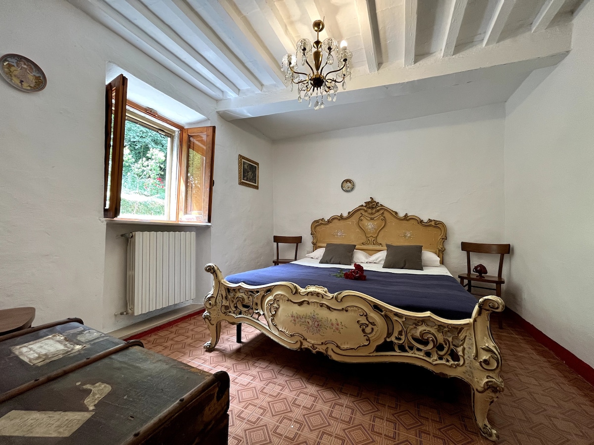 Casina Orione in Medievale Tuscan borgo