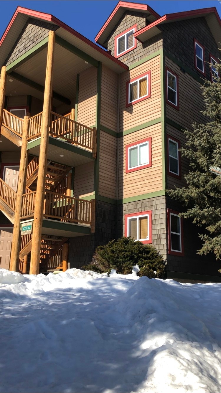 Modern Mountain Condo, Prime Ski/Golf Location