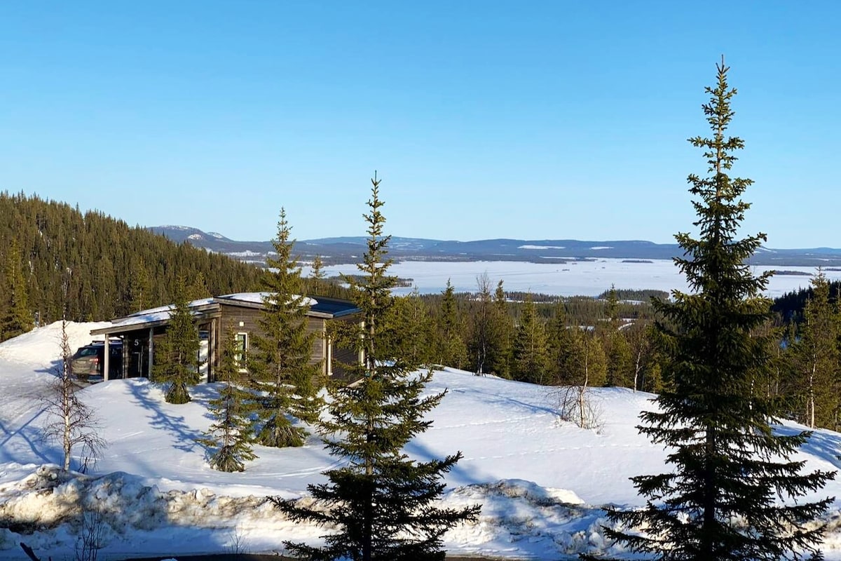 Modern och mysig fjällstuga, Galtispouda, Arjeplog