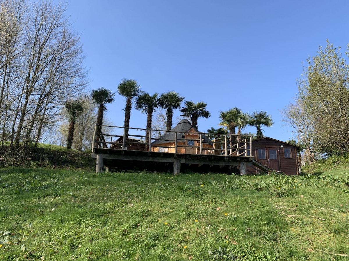 La Hutte située au Domaine des Laminak