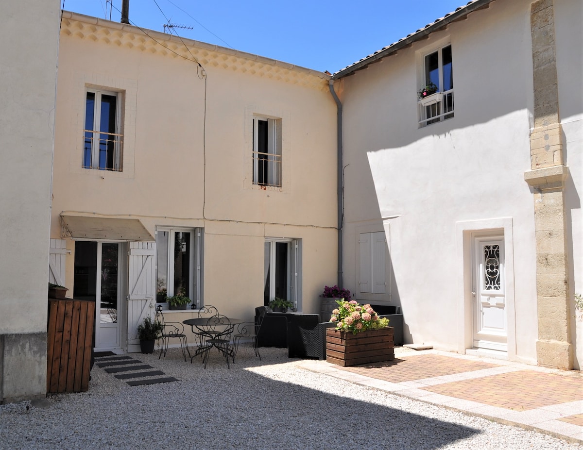 Charming house in heart of Langudoc village