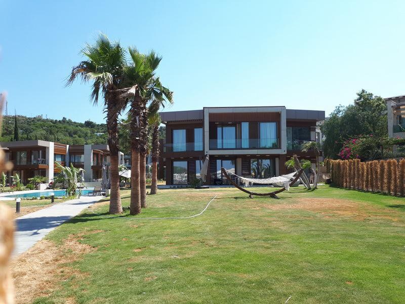 Golden Sand’s a Lux Holiday Complex at the beach.