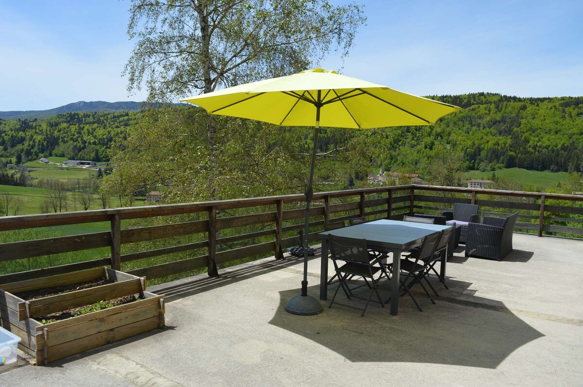 La terrasse des Berthonnets au cœur de la nature