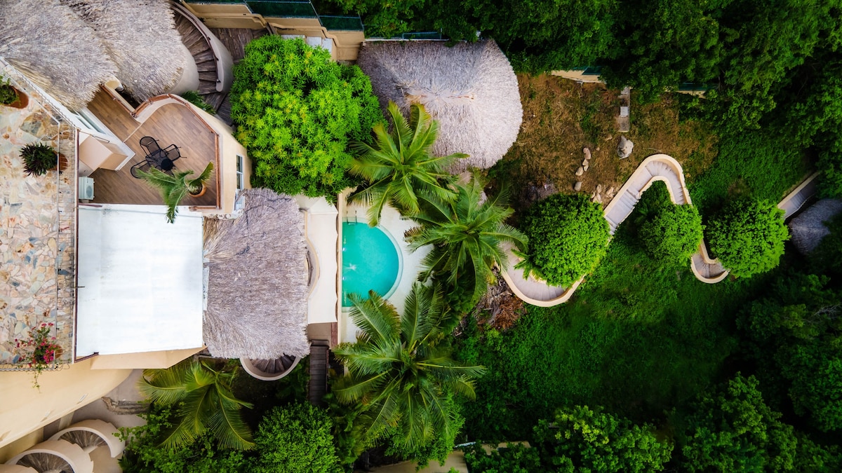 Casa Maka - Stunning Oceanfront Villa