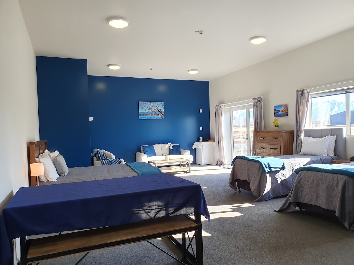 Family Accessible Room, at Pukaki Air Lodge