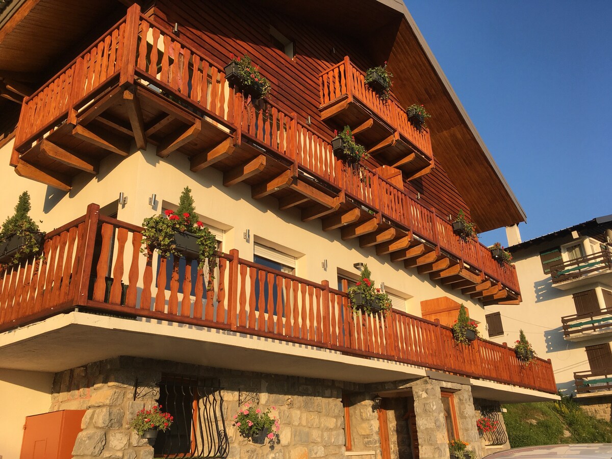 Valberg private Spa  2 Bed apart w/ mountain view