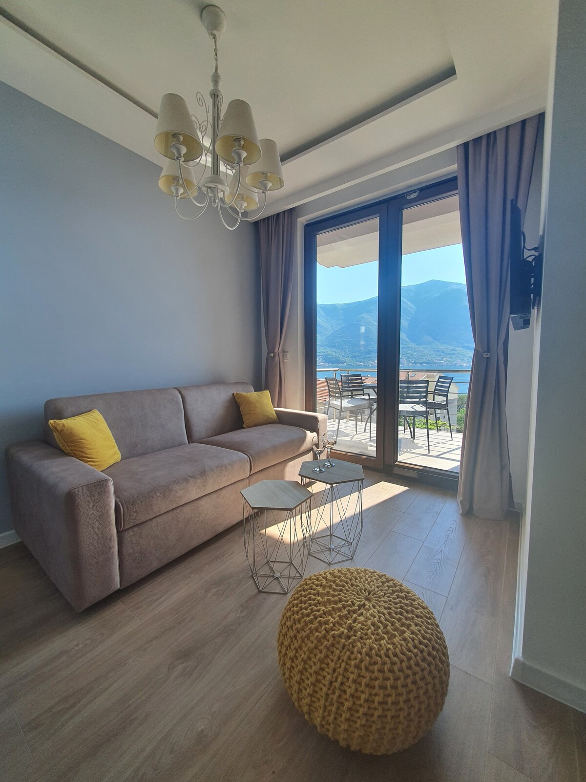 Premium 1-BR apartment with stunning Boka Bay view