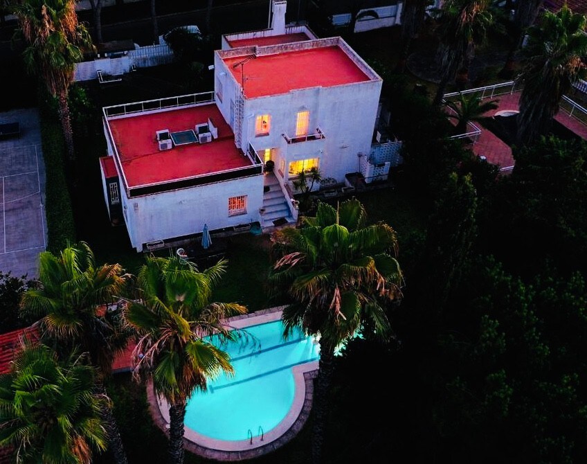 Villa estilo californiano con piscina