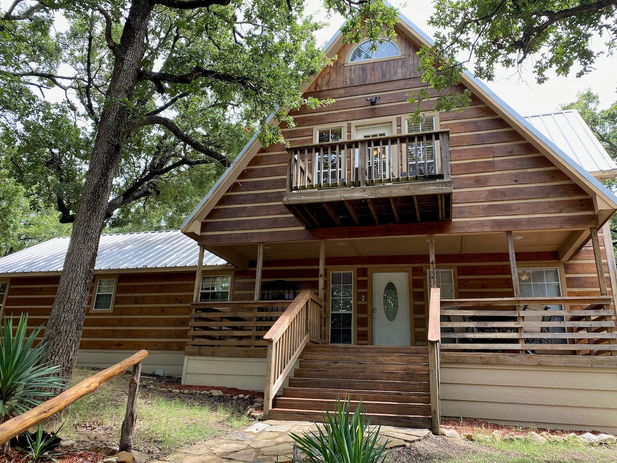 Beautiful Longhorn Lodge @ Lake Texoma Gordonville