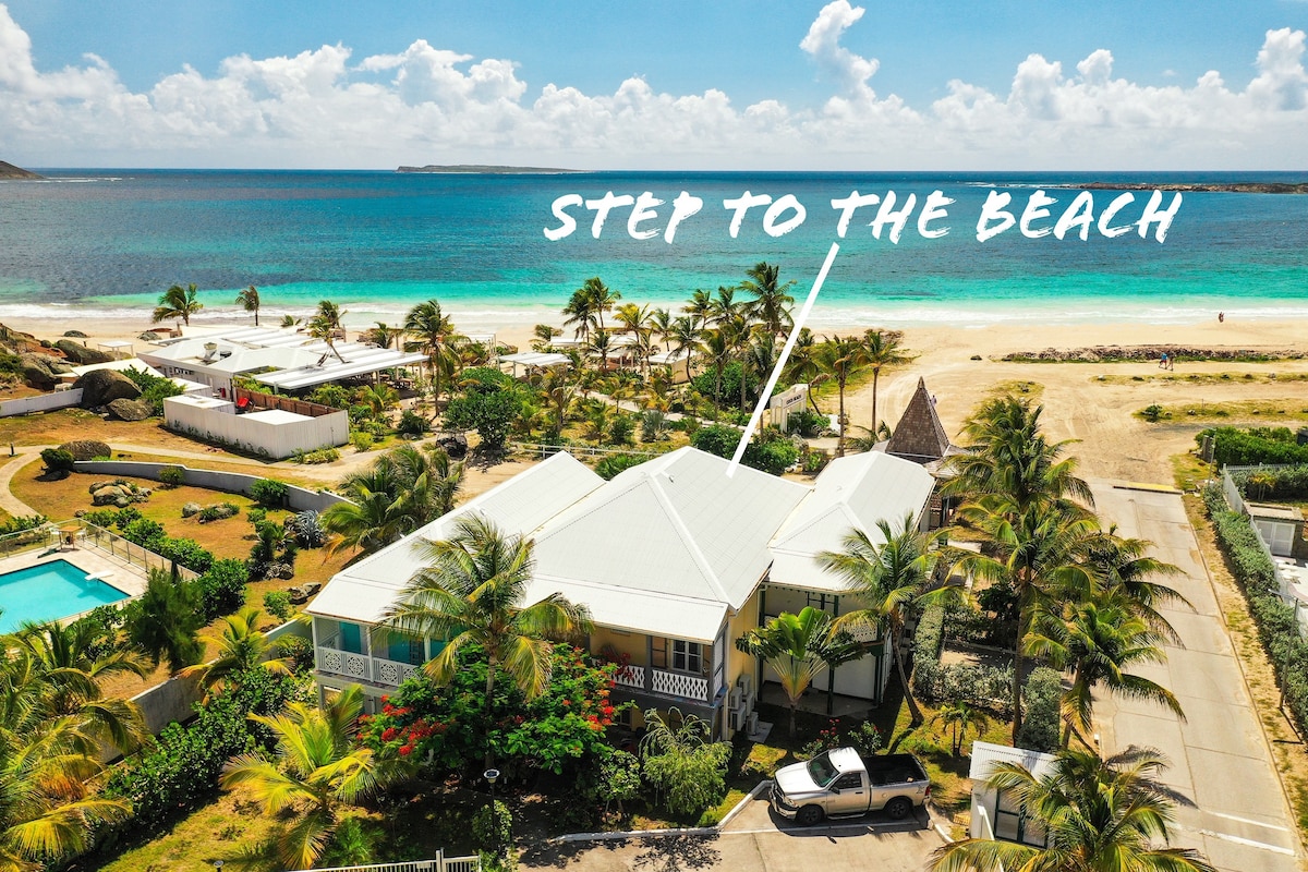 Step to the Beach : on the Beach of Orient Bay