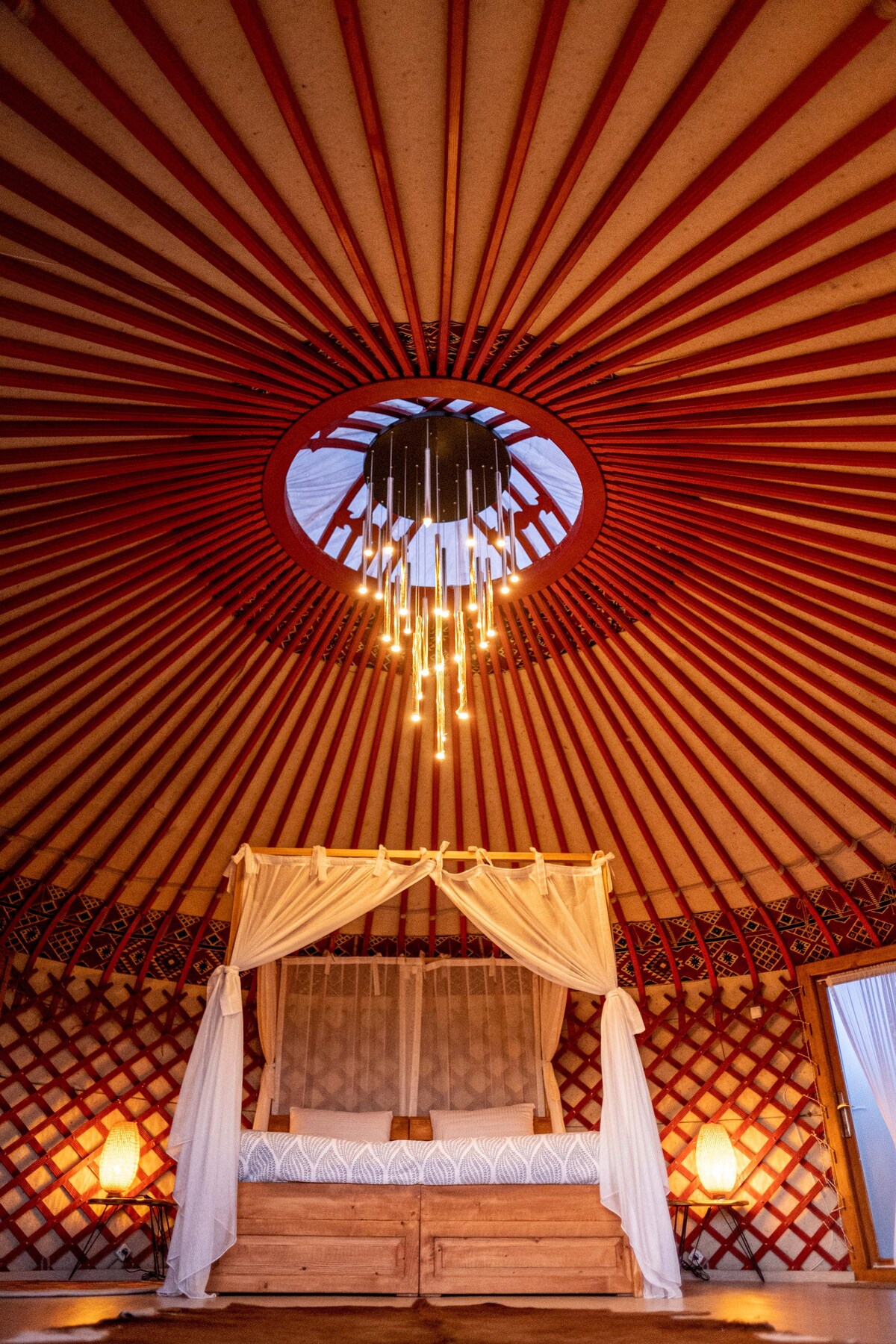 Elegant Yurt in Stunning Nature w/King Size Bed