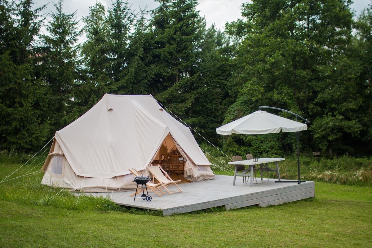 Glamping with the lake view