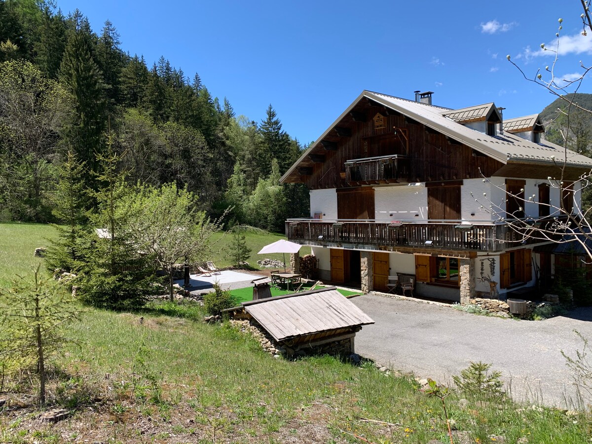 Appartement au calme, plein sud, avec cheminée