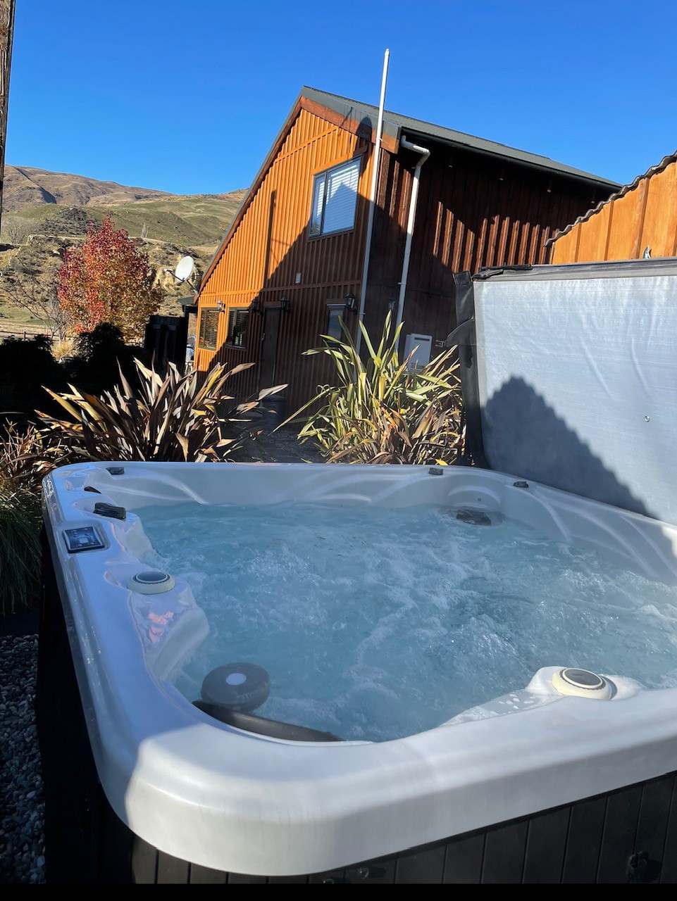 Cardrona Alpine Chalet Two - Creekside