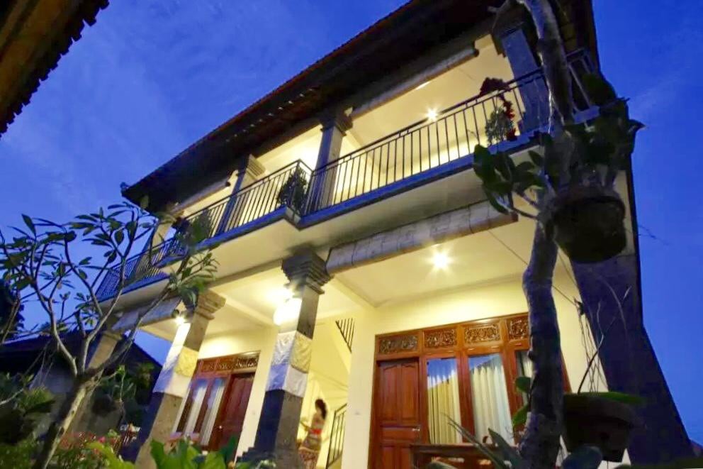 Balinese hospitality at Taman Ayu Guest House #1
