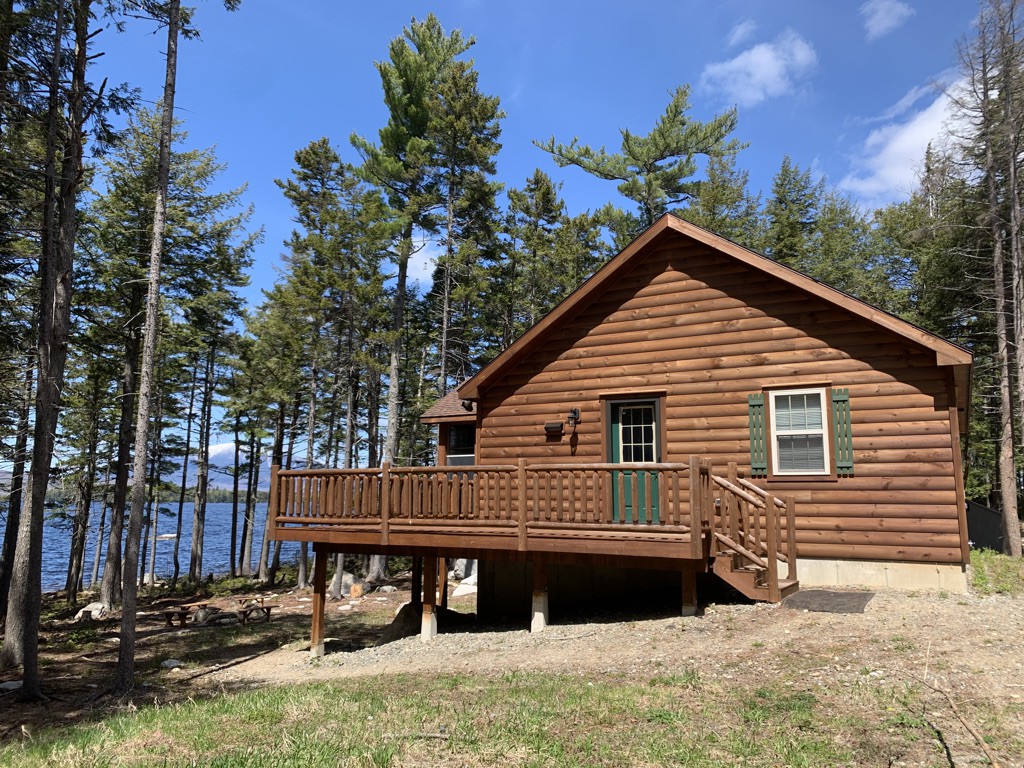 Mount Katahdin Lake Lodge