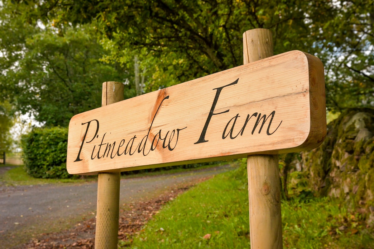 The Steading at Pitmeadow Farm