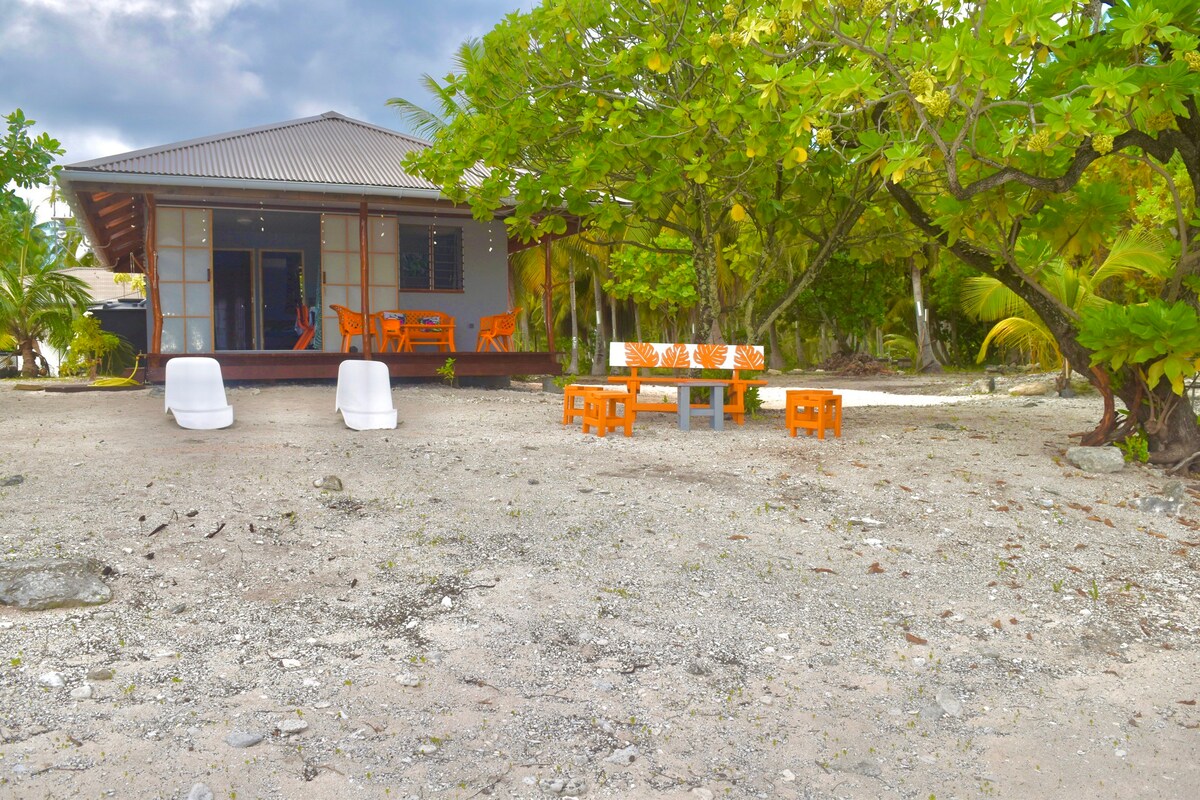 Hiti Tikehau, the ocean side bungalow chez Konea