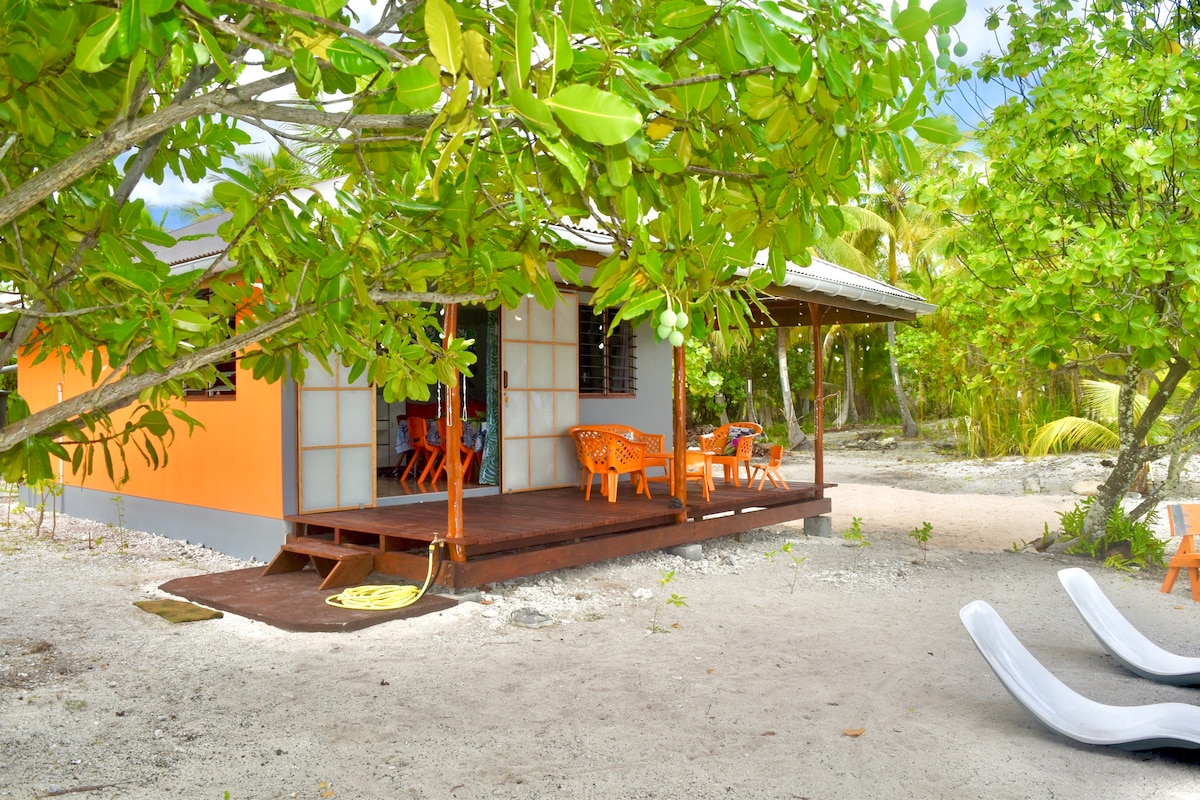 Hiti Tikehau, the ocean side bungalow chez Konea