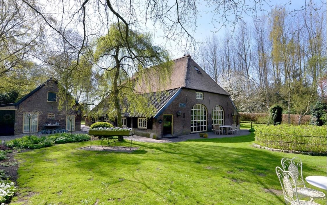 Bakhuisje in natuur, Leuvenheim, Veluwe.