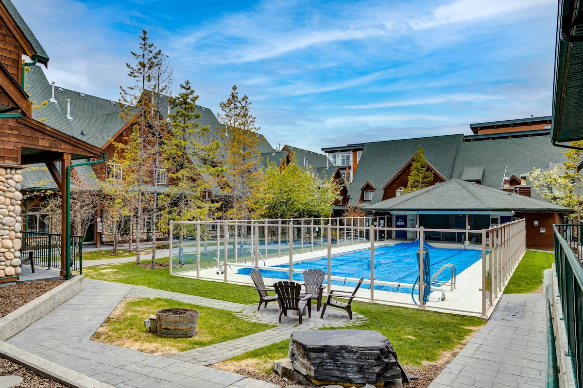 Hot Tub | Pool | Mountain Getaway | 2 BR