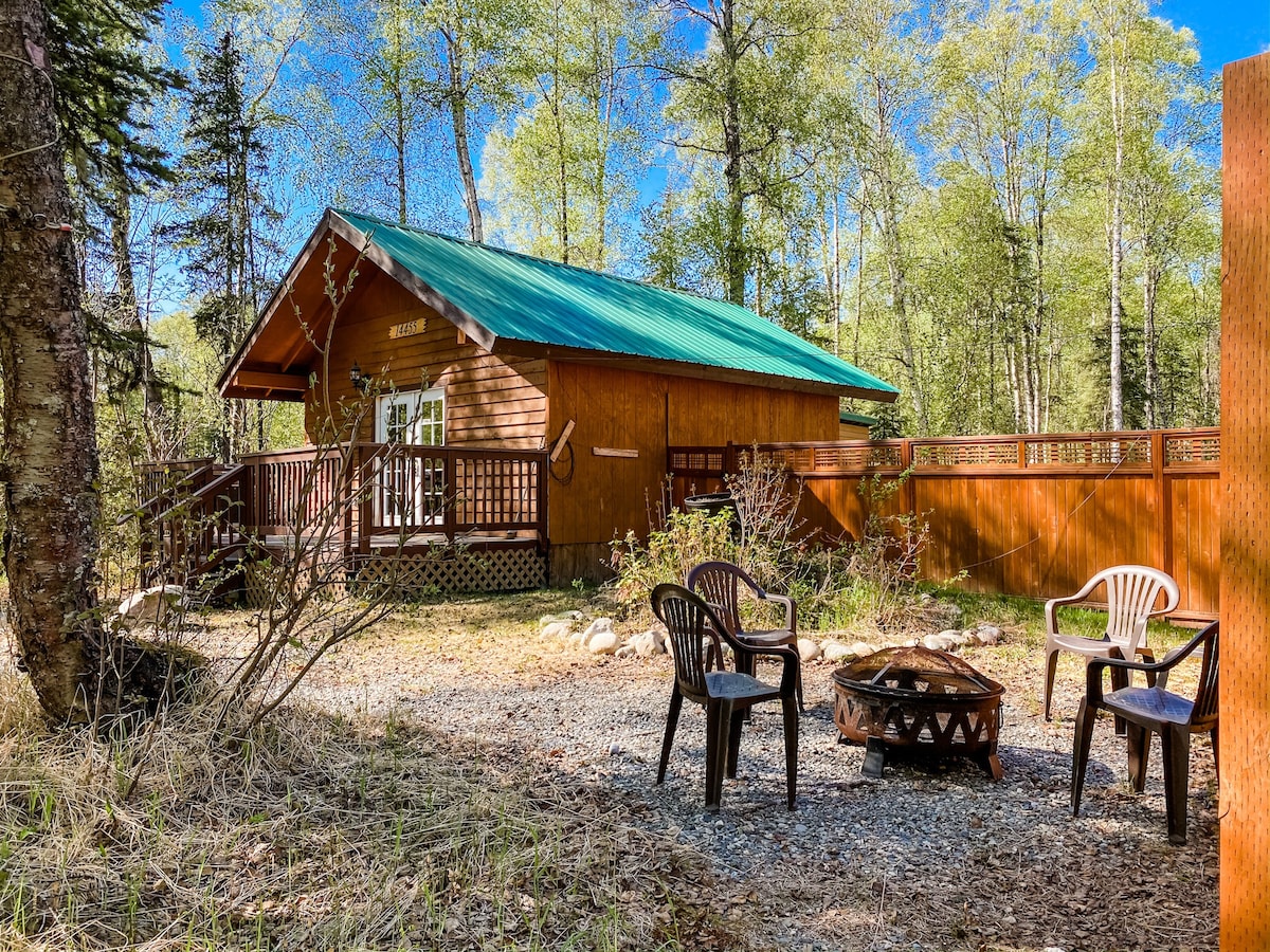 Talkeetna Wolf Den Cabin -舒适的小木屋生活！