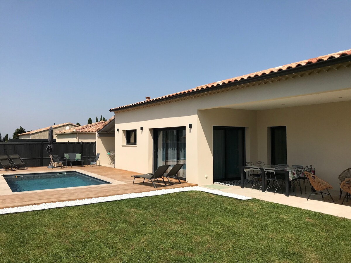 En Provence, maison climatisée piscine privée