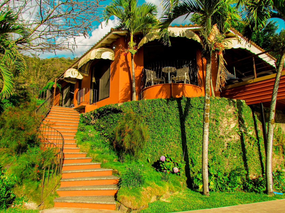 Noelia别墅， Suite Paradise ， Lago de Coatepeque