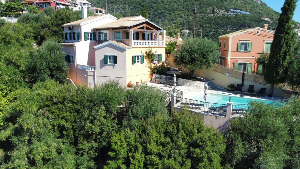 Kalithea Corfu别墅，景观优美的别墅