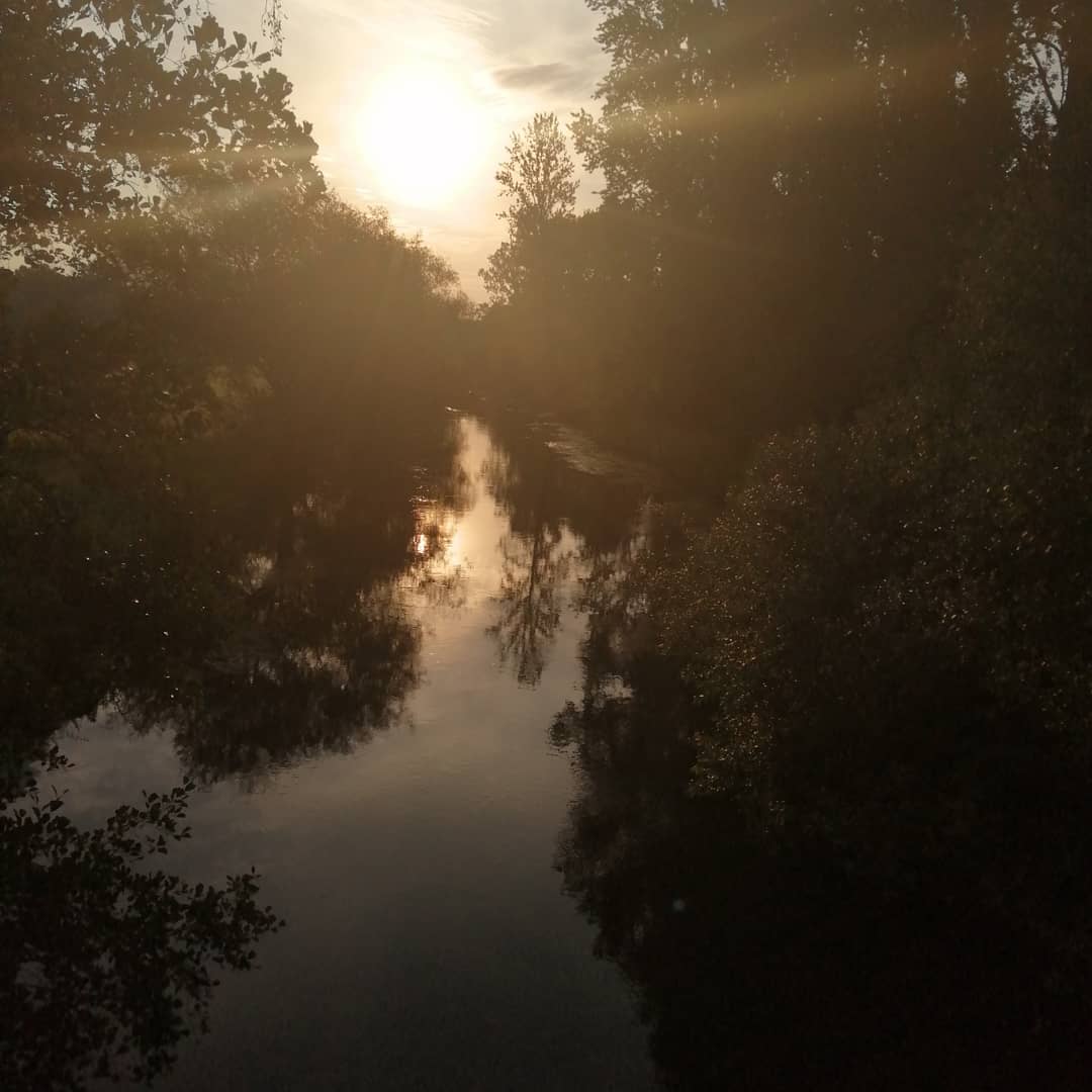 Behagliches Haus am Fluss