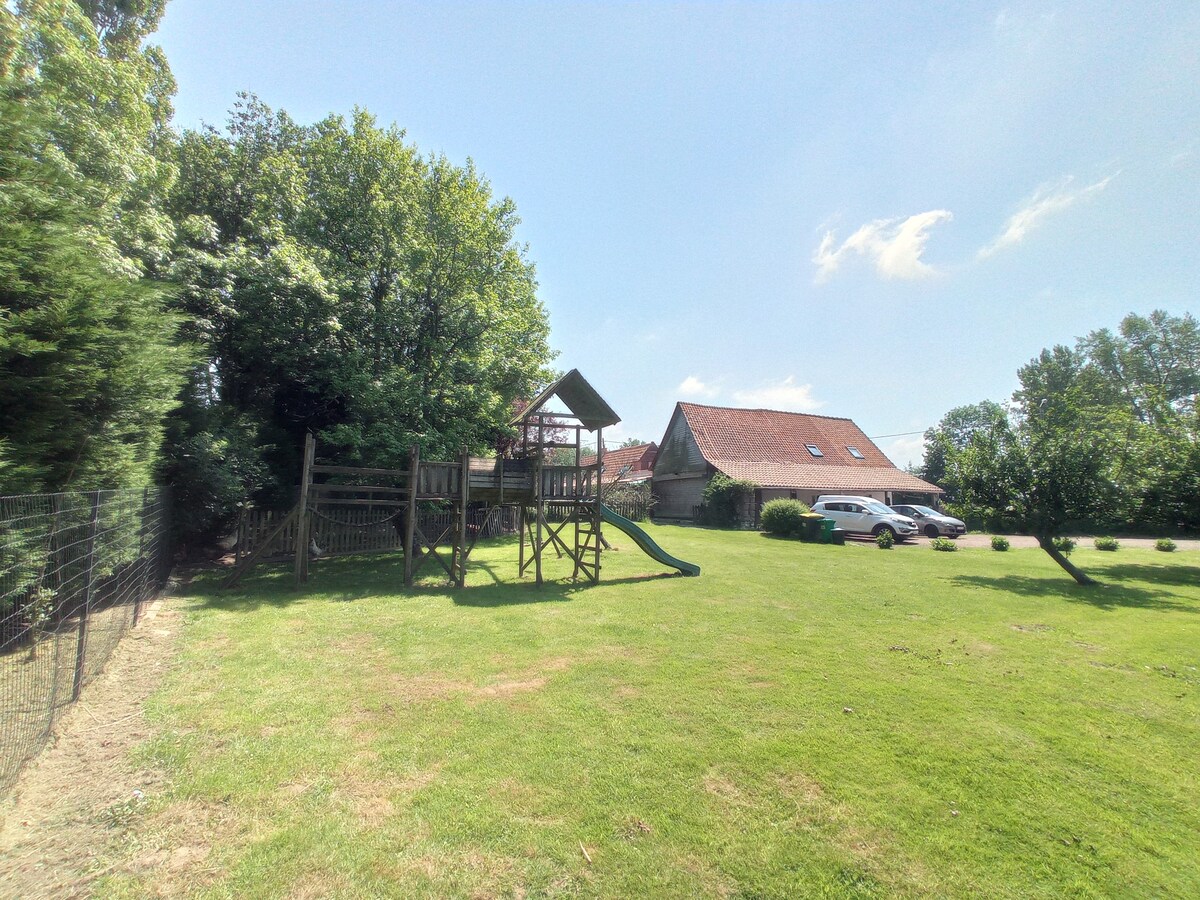 Gîte dans un écrin de verdure