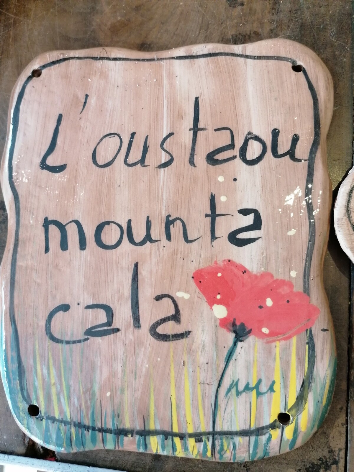 村庄"L 'oustaou Mounta cala"