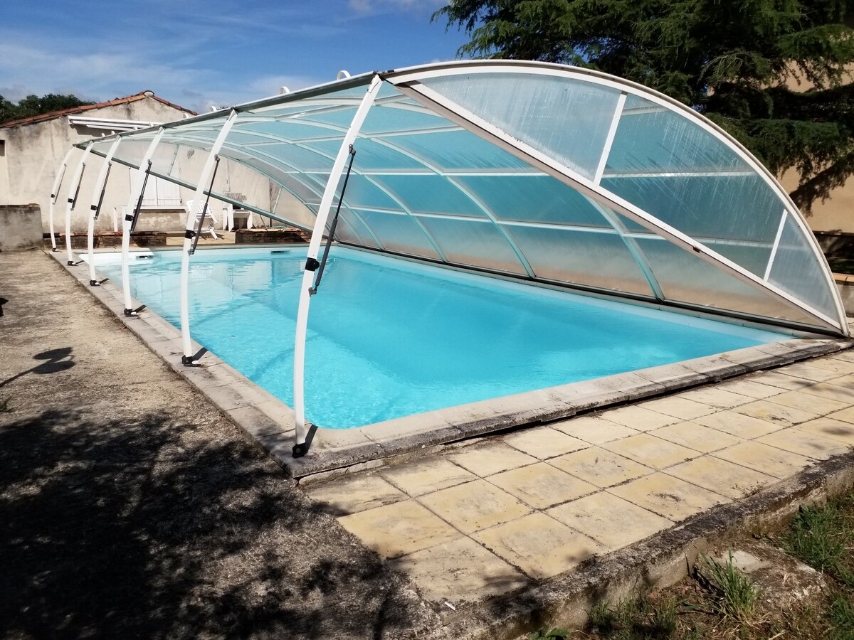 Ostal da familia : villa climatisée avec piscine