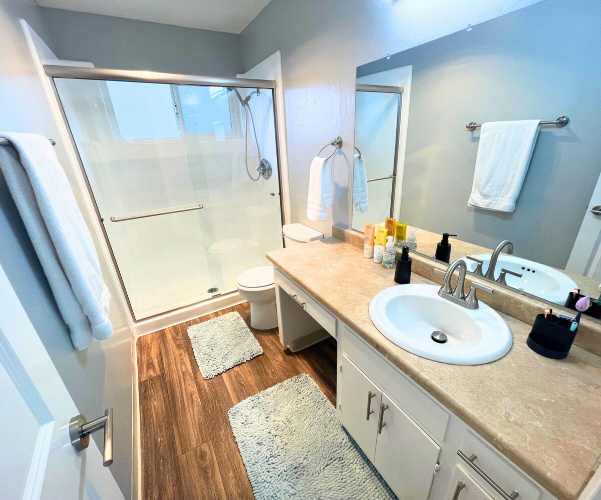 Comfy Master Suite & Private Bath Near SFO Airport