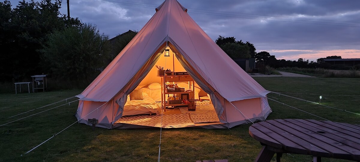 Family Bell tent in Beautiful Farm Campsite (Bill)