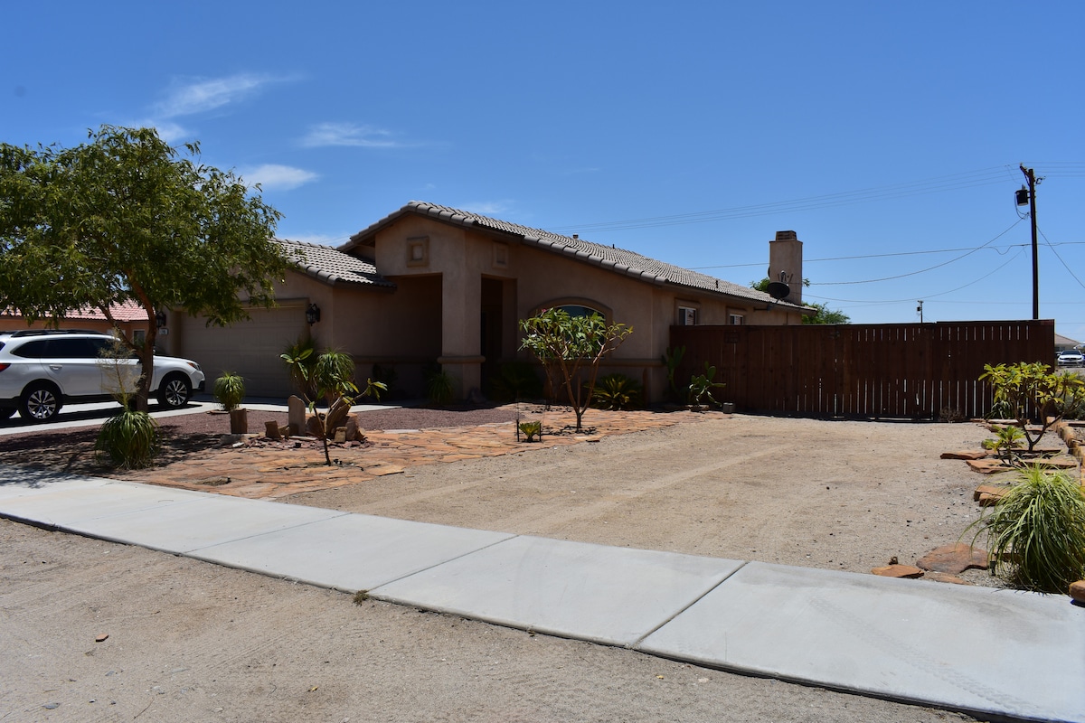 Beautiful house for desert outing