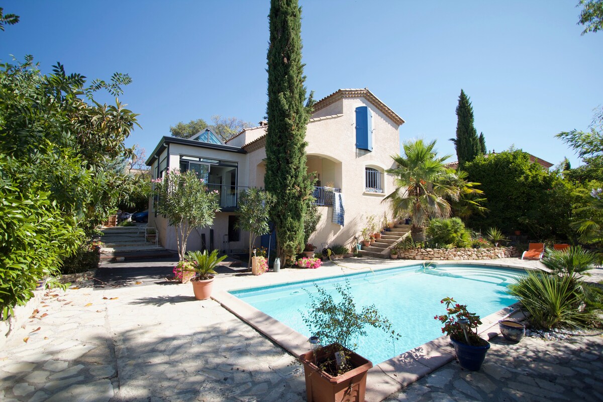 Villa spacieuse avec piscine Montpellier