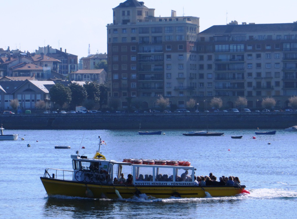 Hendaye-Plage市中心2间客房