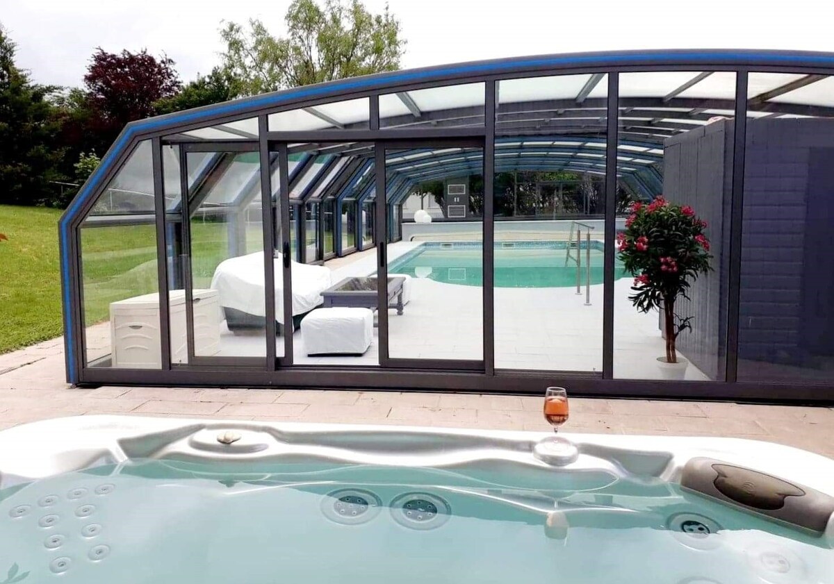 Meublé de tourisme 3*: piscine, jacuzzi et sauna