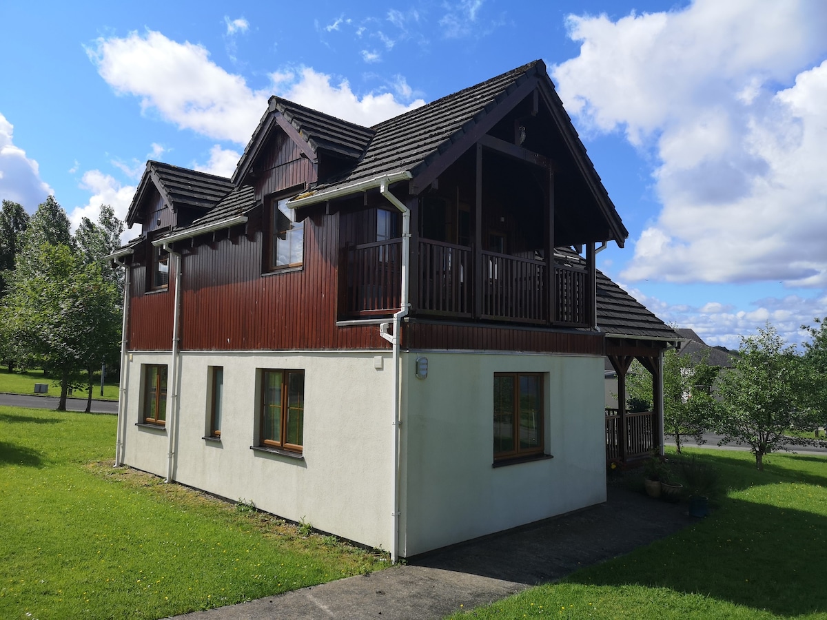 Lakeside House in Drumshanbo