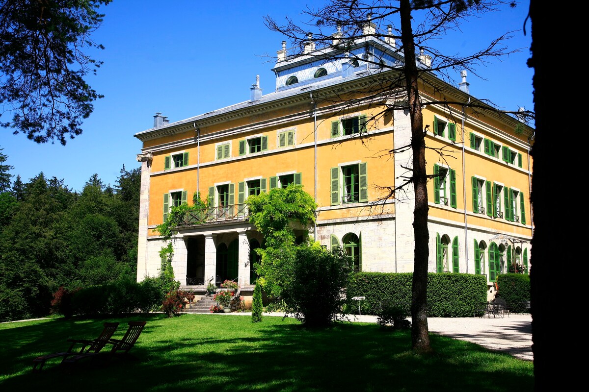 帕拉迪安别墅（ La Villa Palladienne ）住宿加早餐「Carnot」