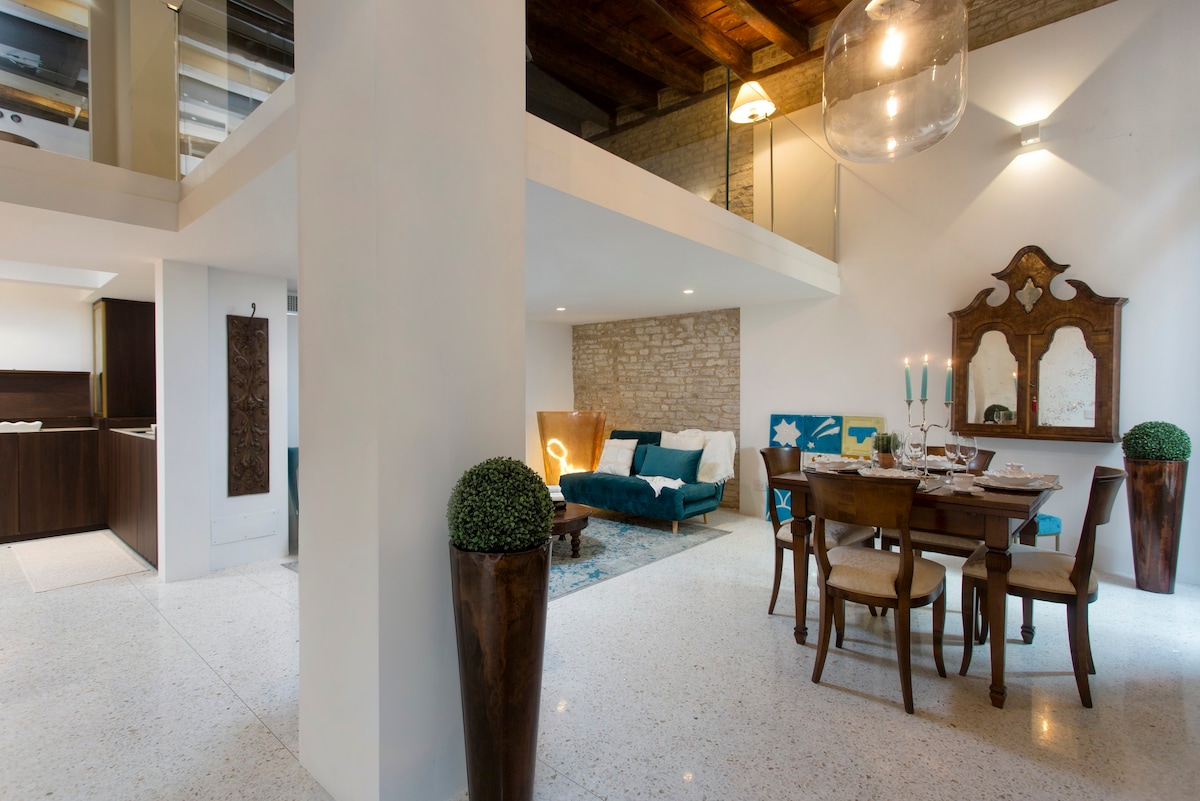 Ca 'Olivo - Loft with Canal View in Rialto