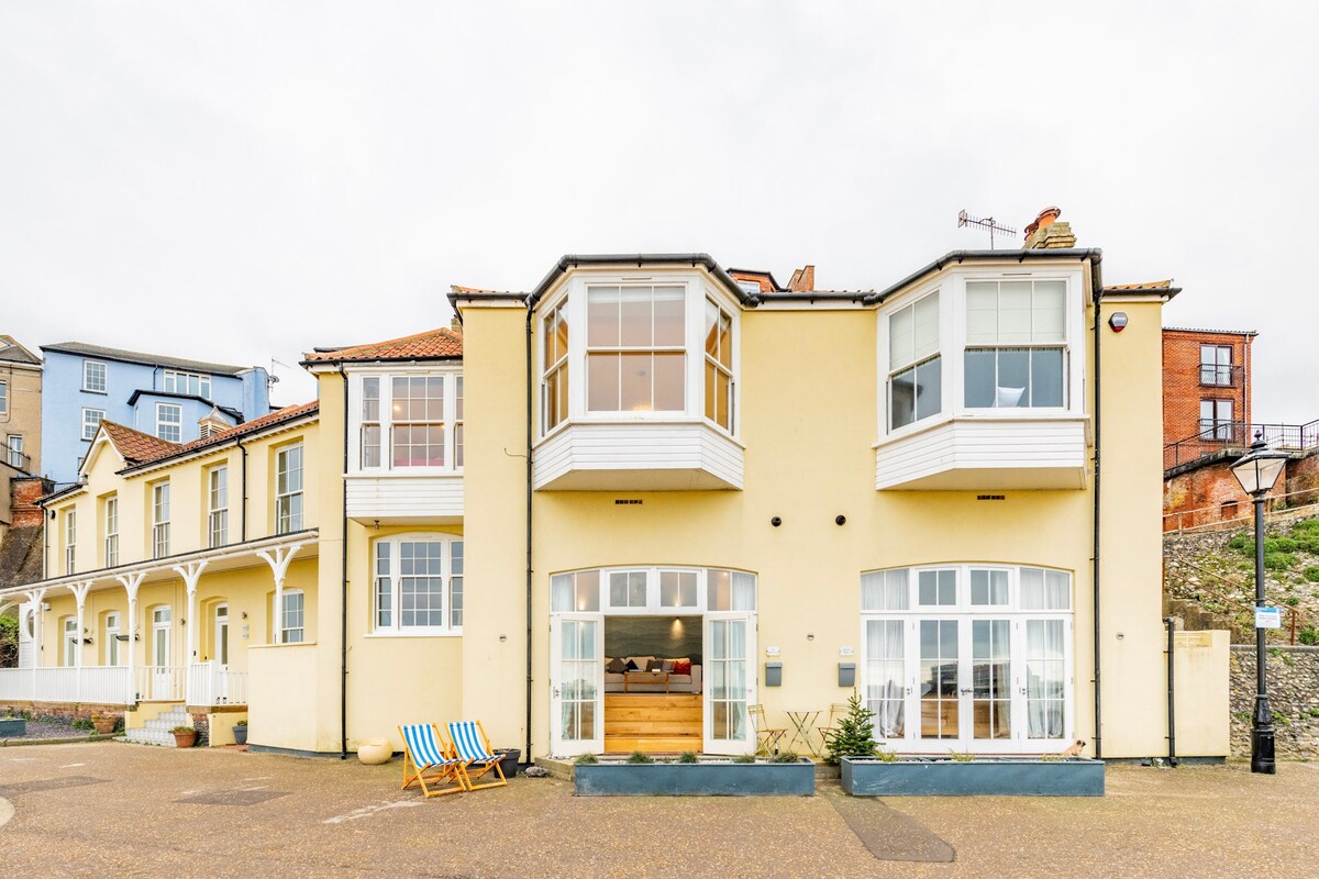 The Bath House、The Promenade、Cromer。