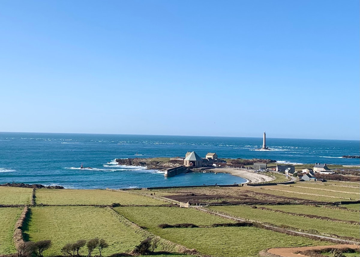 Maison Bord de Mer in "Little Ireland"