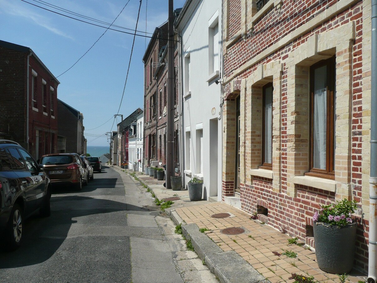 Maison de ville avec jardin à deux pas de la mer