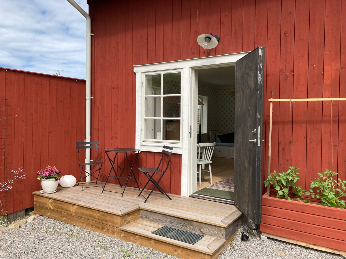 Lantligt gästhus med närhet till havet