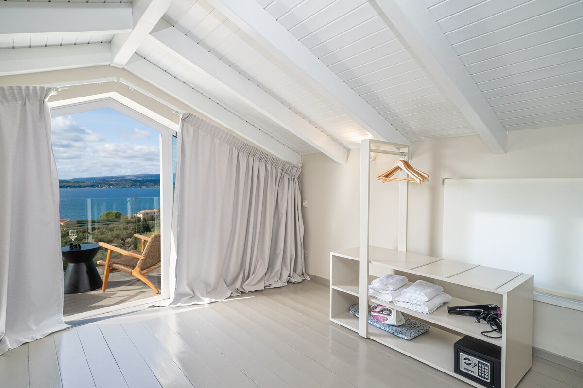 Thalassa View maisonette