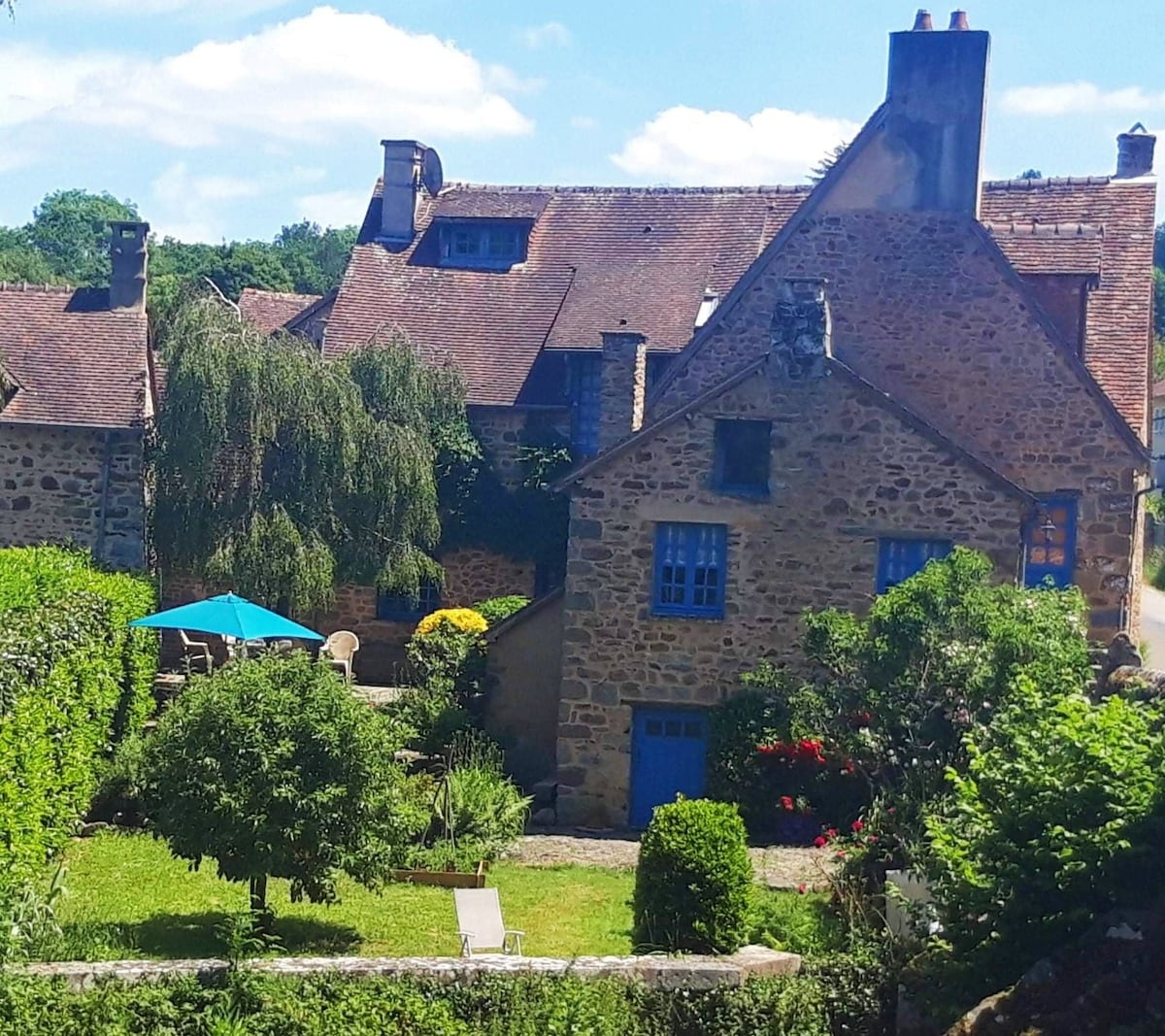 Gite du Pont St céneri le gerei ，魅力和舒适