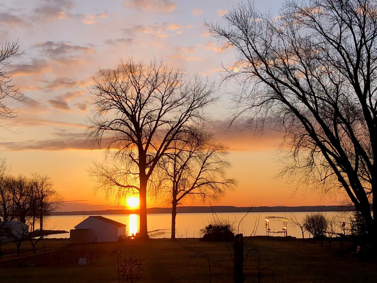 温尼巴哥湖（ Lake Winnebago ）沿岸的休闲房源